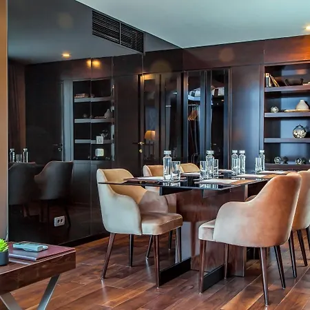Saint Ten Boutique Hotel, Small Luxury Hotels Hotel Belgrade