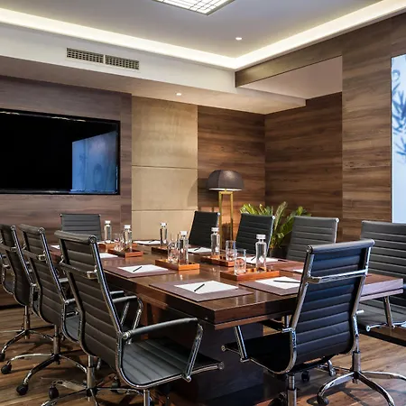 Saint Boutique Hotel, Small Luxury