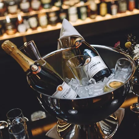 Saint Boutique Hotel, Small Luxury Готель 5*