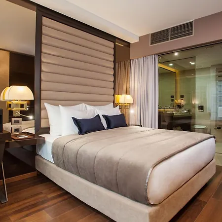 Готель Saint Boutique Hotel, Small Luxury 5*