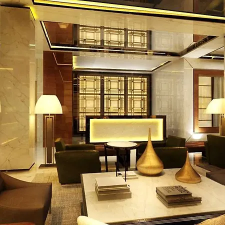 Готель Saint Boutique Hotel, Small Luxury